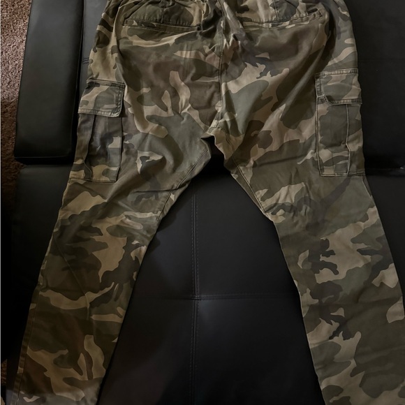 PacSun - Picture 3 of 3